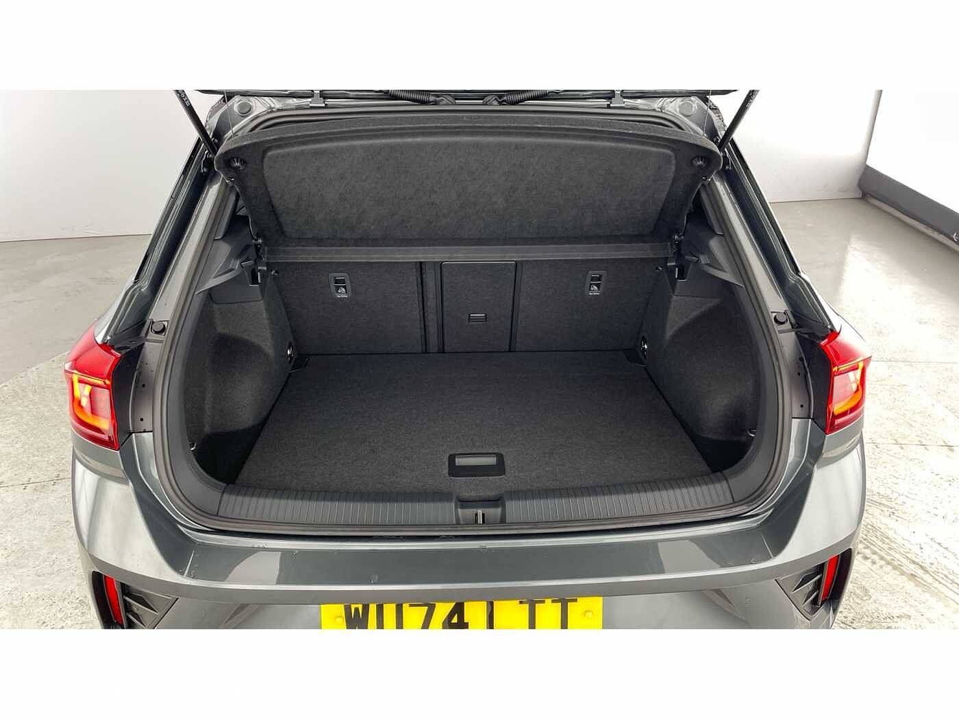 Volkswagen T-Roc Black Edition 1.5 TSI 150PS 7-speed DSG 5 Door